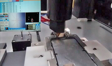 Application of UV glue for mobile phone modules